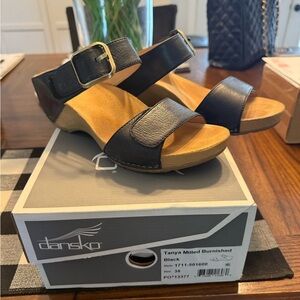 Dansko Women's Black Sandals